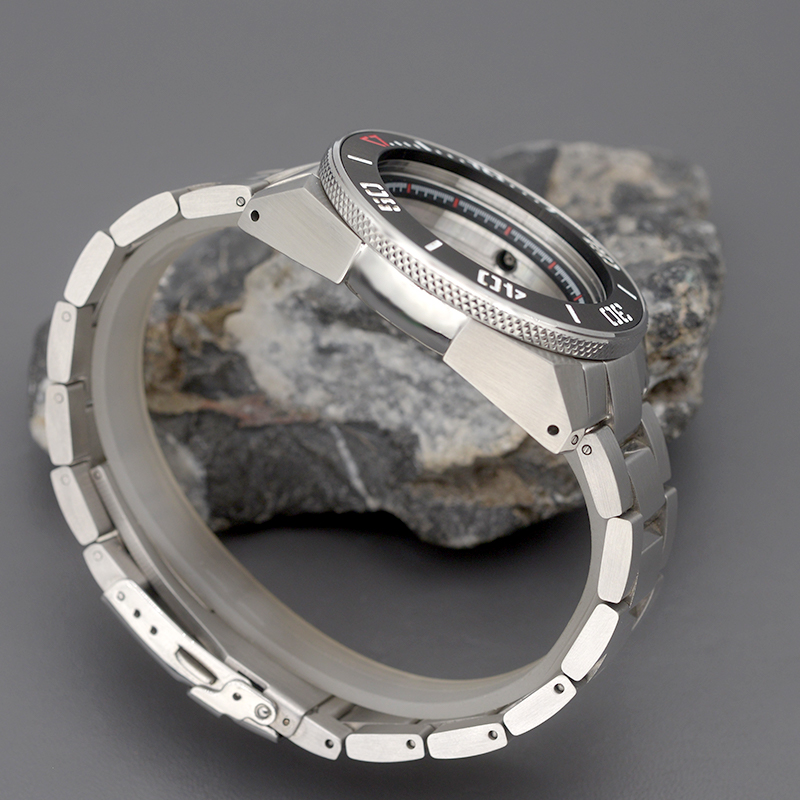 Nuova cassa per orologio King  - Citizen Watch Tsuyosa recensione e prezzo